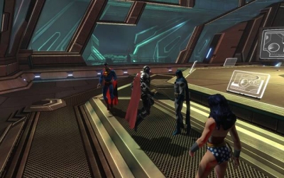 Screen ze hry DC Universe Online