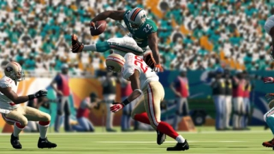 Screen ze hry Madden NFL 13