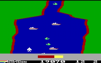 Screen ze hry River Raid