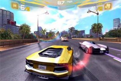 Screen ze hry Asphalt 7: Heat